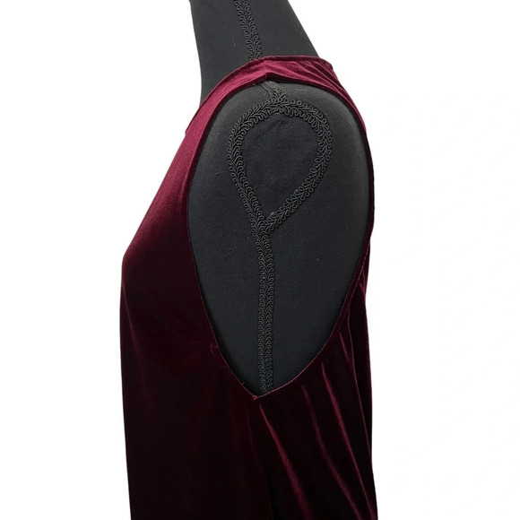 Sleeveless Velvet Shift Mini Dress Burgundy Size Small - Picture 4 of 6